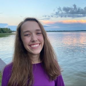 Meet your Posher, Alina